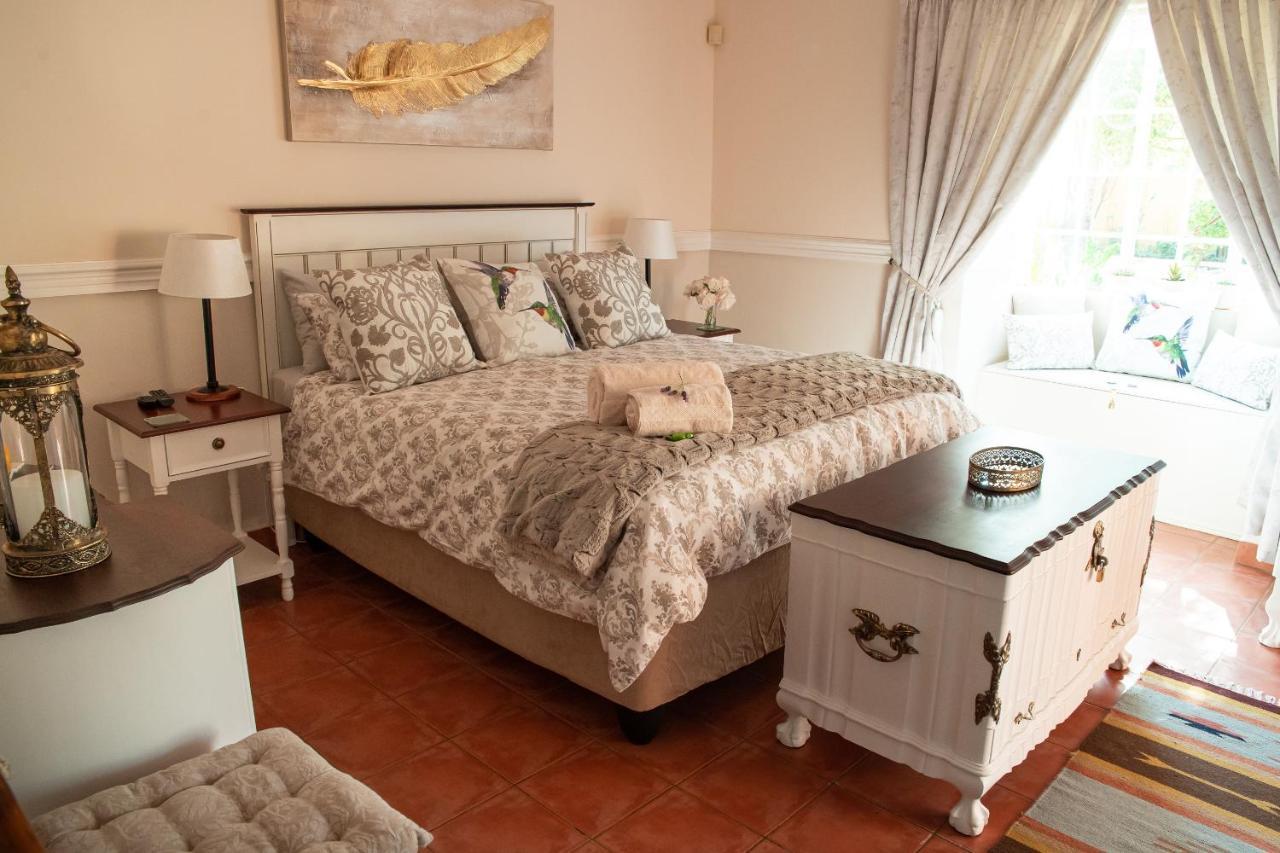 كليركسدروب Roses And Pebbles B & B Guest House المظهر الخارجي الصورة